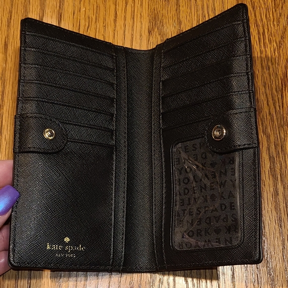 Kate Spade wallet - Picture 2 of 3